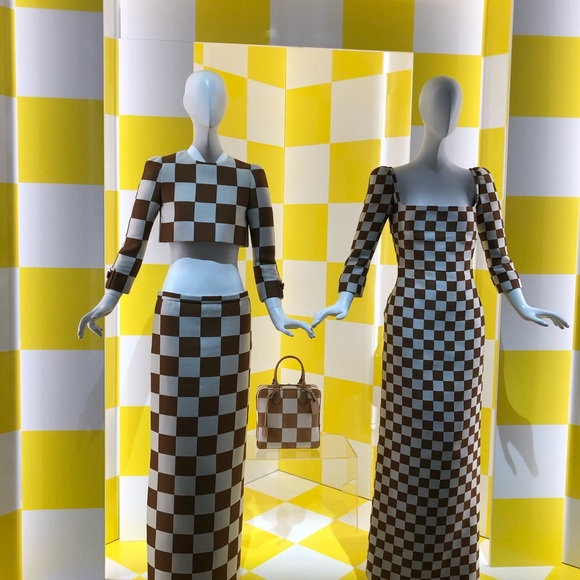 Meet your Posher, Kathy - Picture 3 of 4